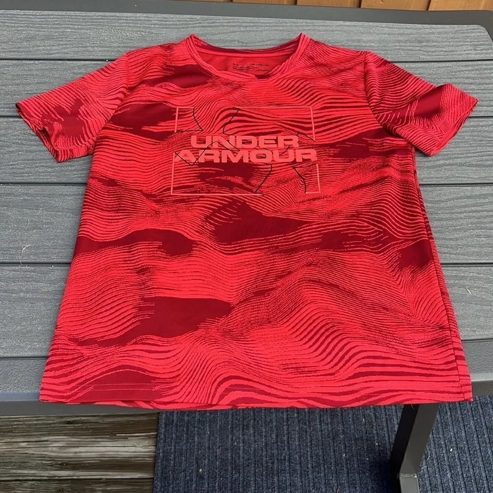 🚘🎈Red Under Armor Shirt For Youth Boys 🚘🎈
